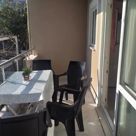 Lägenhet Esen Homes *